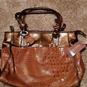 Madi Claire leather purse